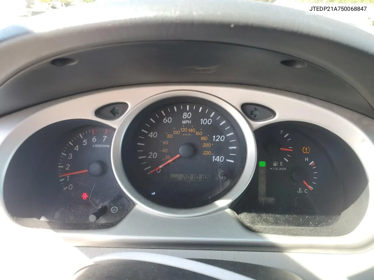 2005 Toyota Highlander Limited VIN: JTEDP21A750068847 Lot: 56764475