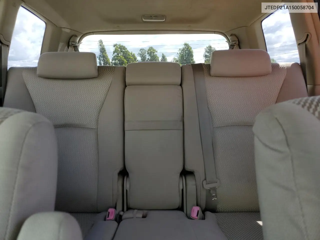 2005 Toyota Highlander Limited VIN: JTEDP21A150058704 Lot: 56957355