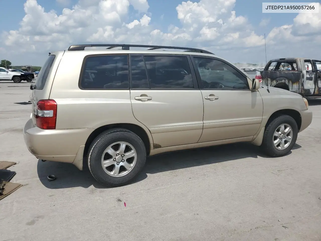 2005 Toyota Highlander Limited VIN: JTEDP21A950057266 Lot: 62678385