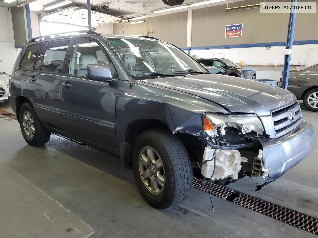 2007 Toyota Highlander Sport VIN: JTEEP21A570188041 Lot: 65081005