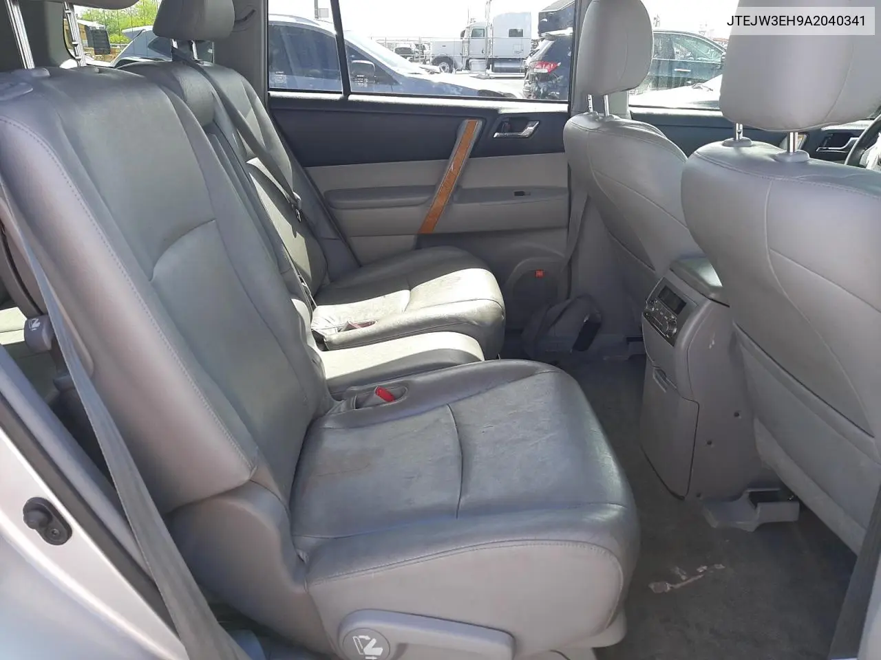 2010 Toyota Highlander Hybrid Limited VIN: JTEJW3EH9A2040341 Lot: 56343995