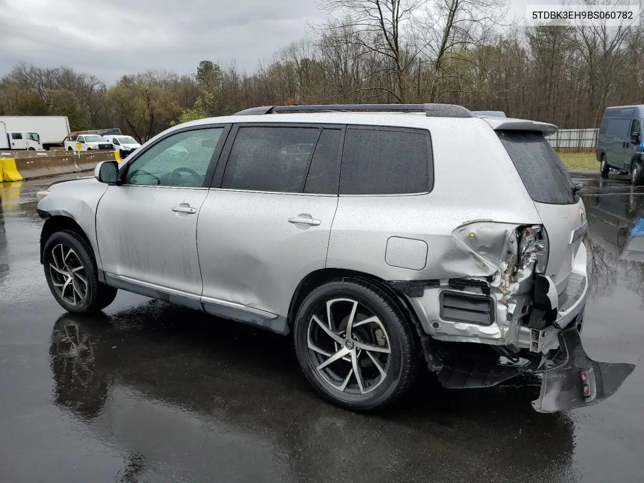 2011 Toyota Highlander Base VIN: 5TDBK3EH9BS060782 Lot: 51367995