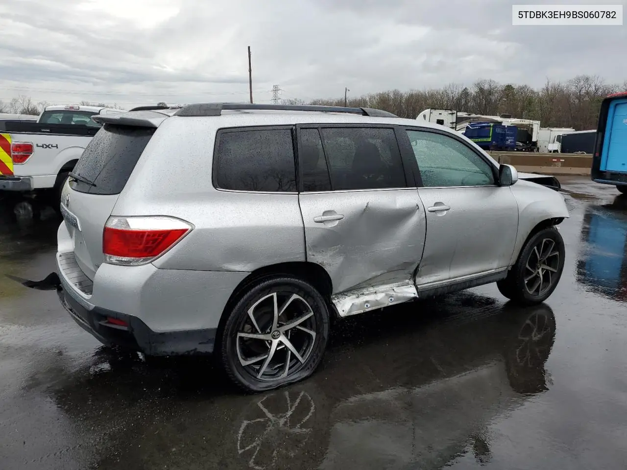 2011 Toyota Highlander Base VIN: 5TDBK3EH9BS060782 Lot: 51367995