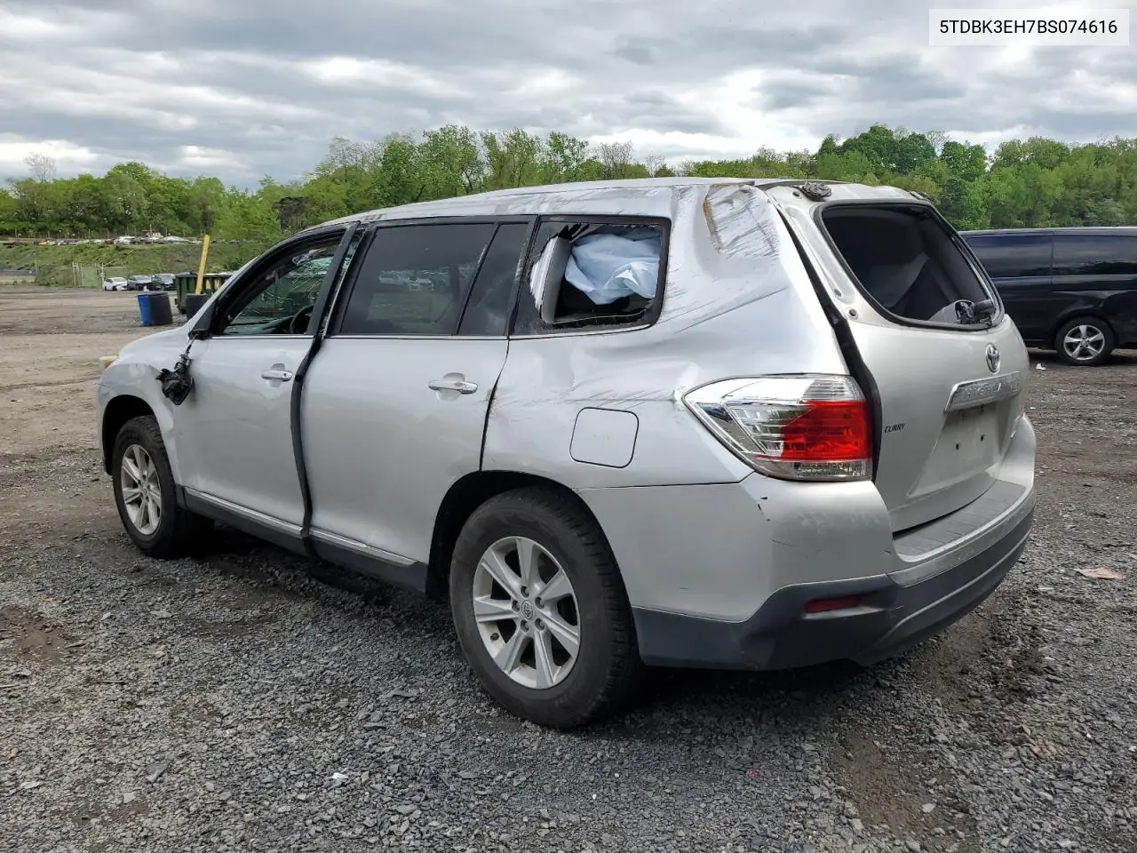 2011 Toyota Highlander Base VIN: 5TDBK3EH7BS074616 Lot: 55804595