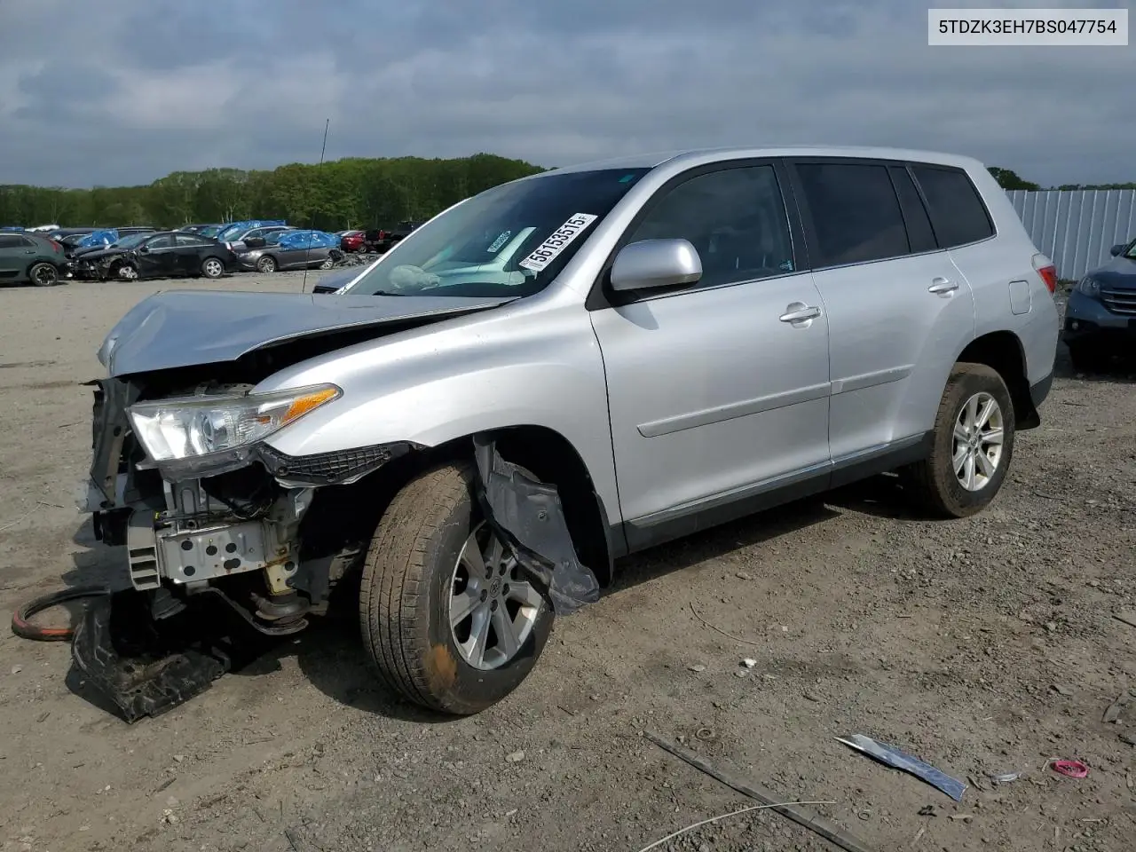 2011 Toyota Highlander Base VIN: 5TDZK3EH7BS047754 Lot: 56153515