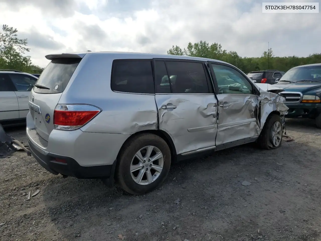 2011 Toyota Highlander Base VIN: 5TDZK3EH7BS047754 Lot: 56153515