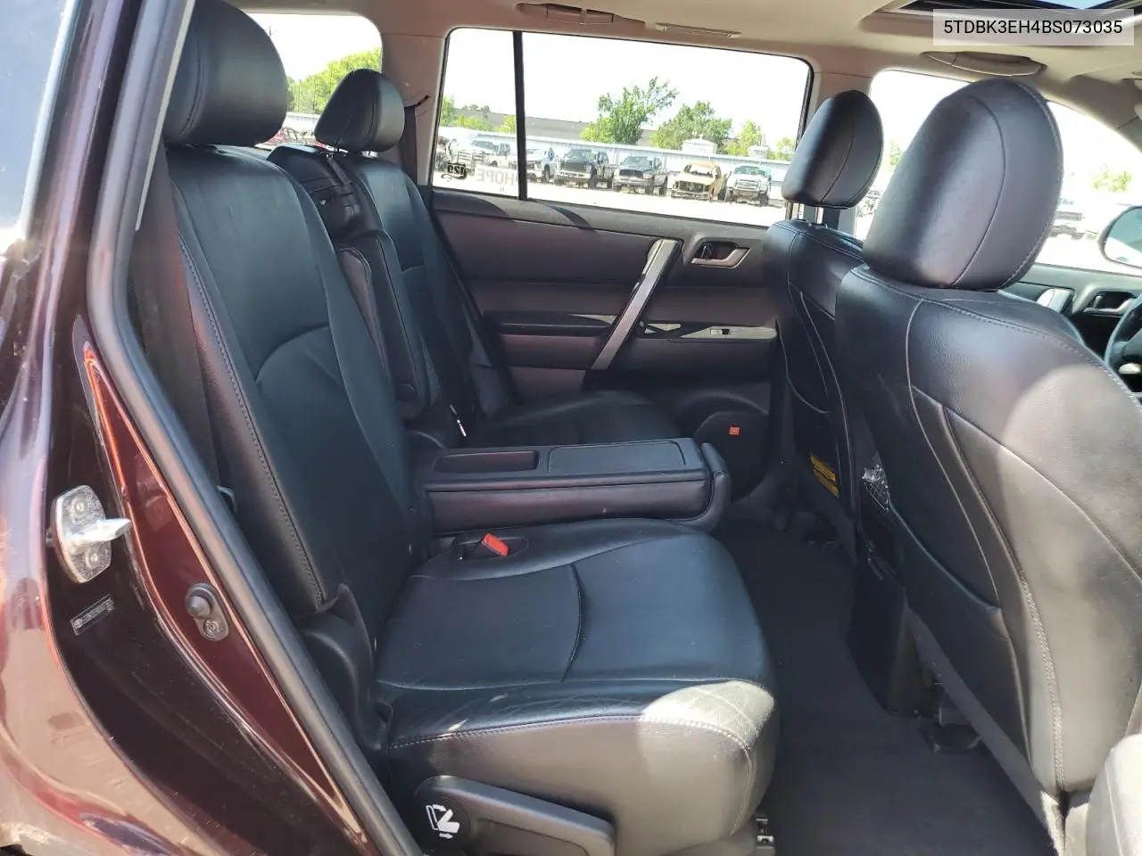 2011 Toyota Highlander Base VIN: 5TDBK3EH4BS073035 Lot: 62716085