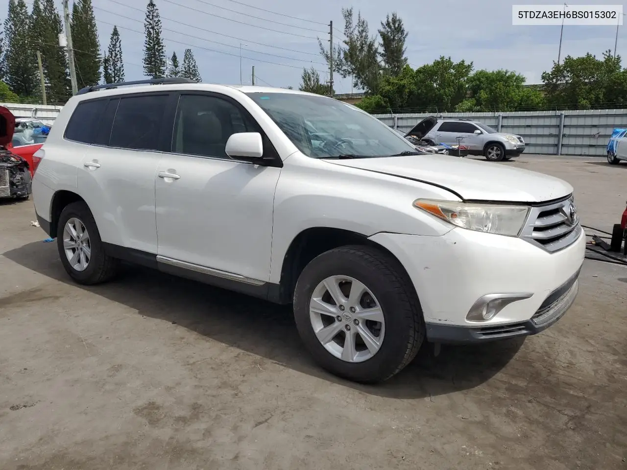 5tdza3eh6bs015302 5TDZA3EH6BS015302 2011 Toyota Highlander Base