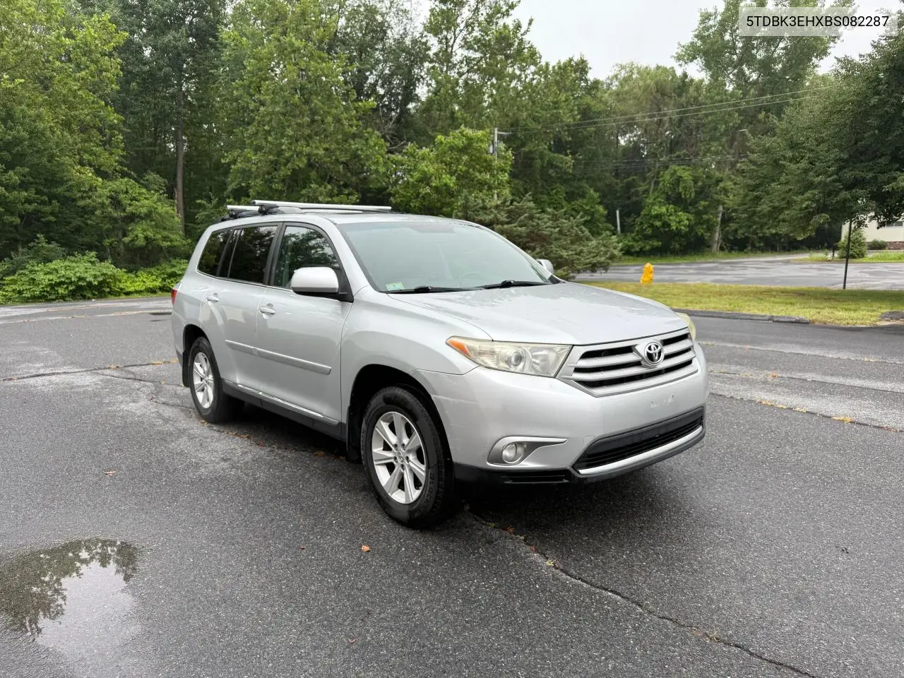 2011 Toyota Highlander Base VIN: 5TDBK3EHXBS082287 Lot: 63148225
