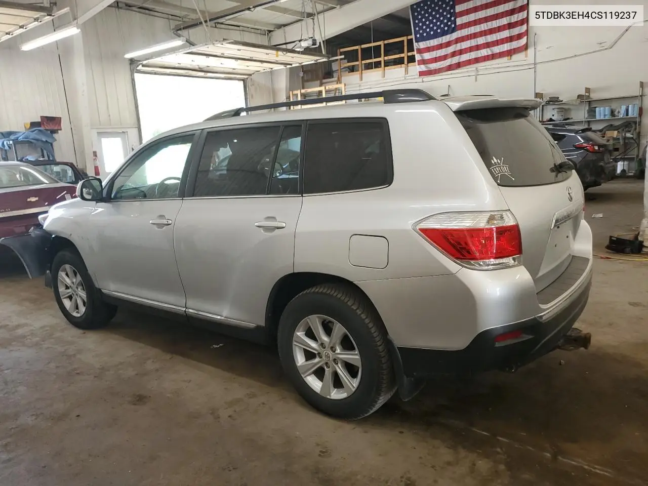 2012 Toyota Highlander Base VIN: 5TDBK3EH4CS119237 Lot: 55970775