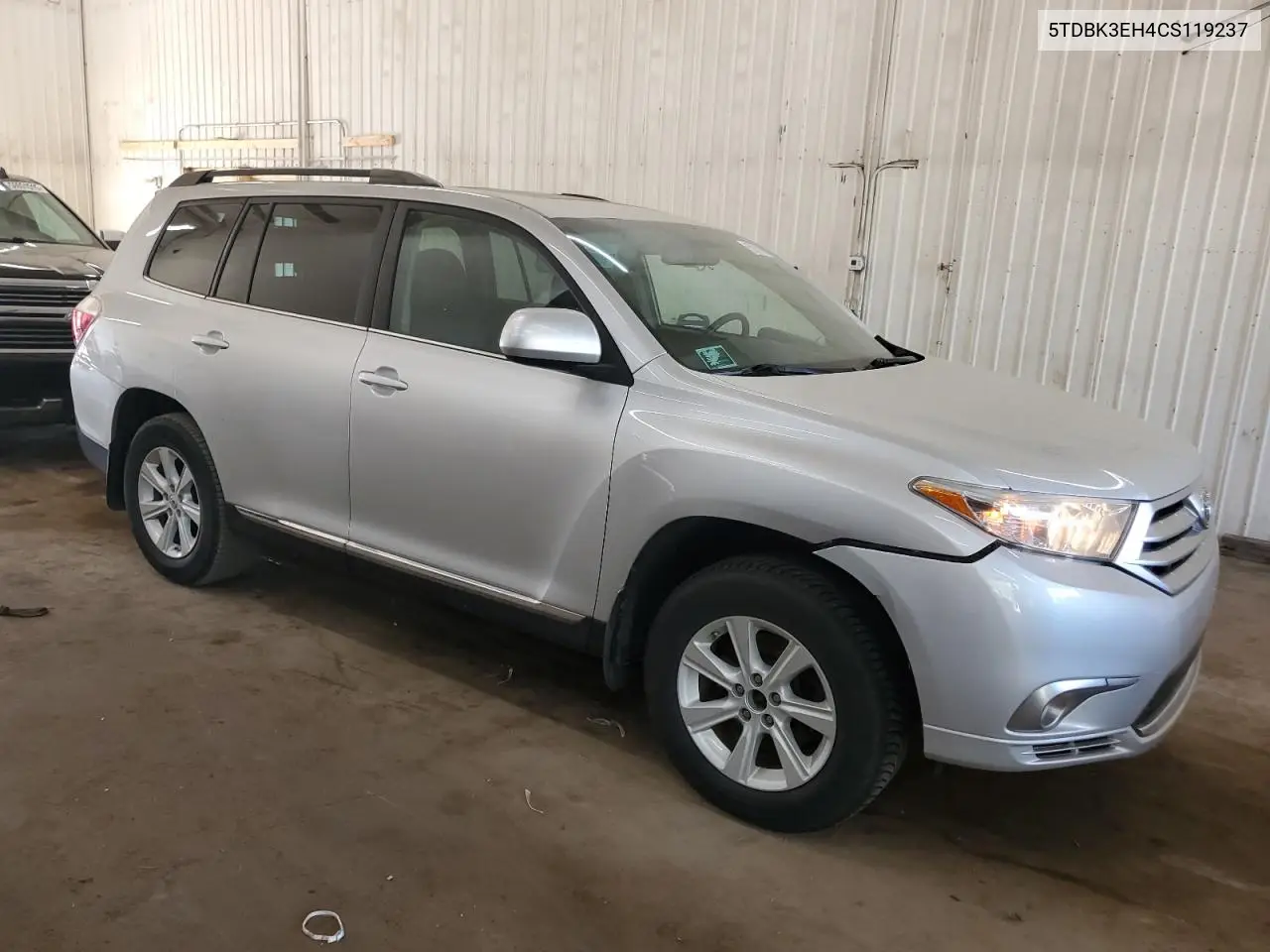 2012 Toyota Highlander Base VIN: 5TDBK3EH4CS119237 Lot: 55970775