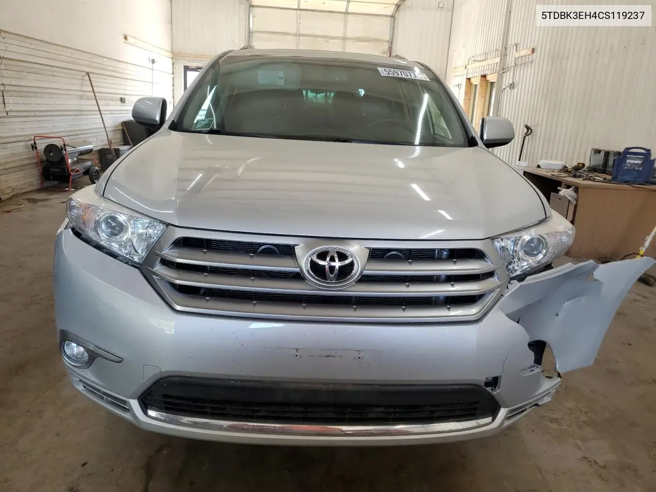 2012 Toyota Highlander Base VIN: 5TDBK3EH4CS119237 Lot: 55970775