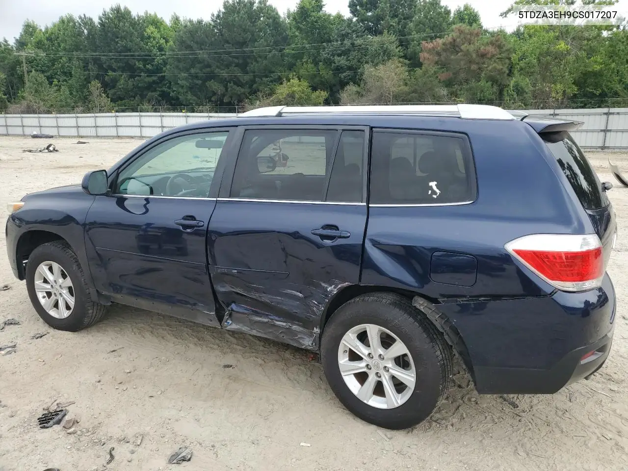 2012 Toyota Highlander Base VIN: 5TDZA3EH9CS017207 Lot: 61741425