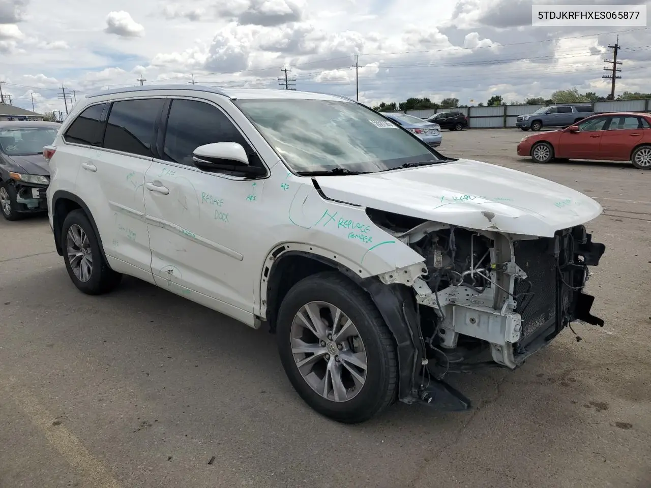 5tdjkrfhxes065877 5TDJKRFHXES065877 2014 Toyota Highlander Xle
