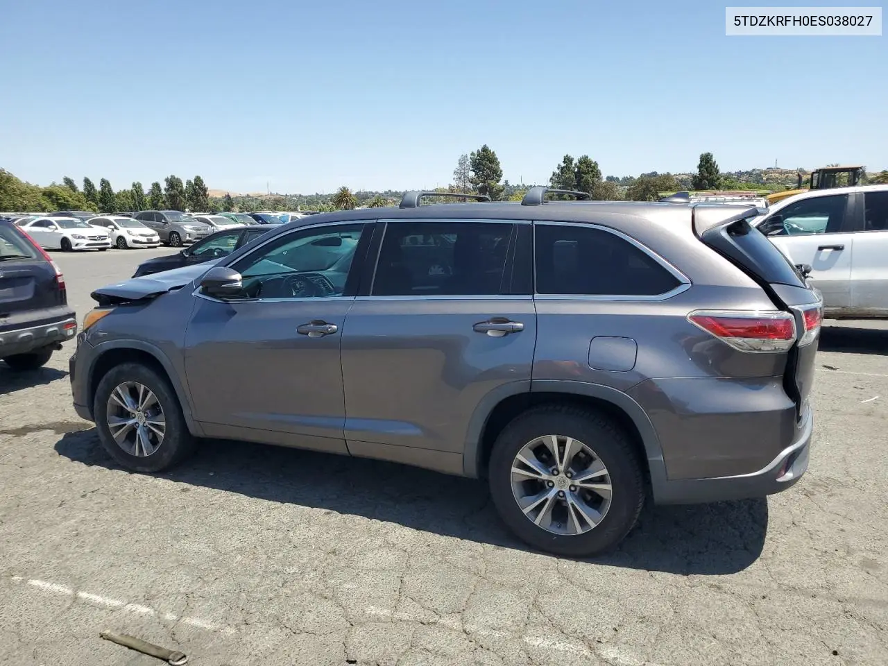 2014 Toyota Highlander Le VIN: 5TDZKRFH0ES038027 Lot: 63064455