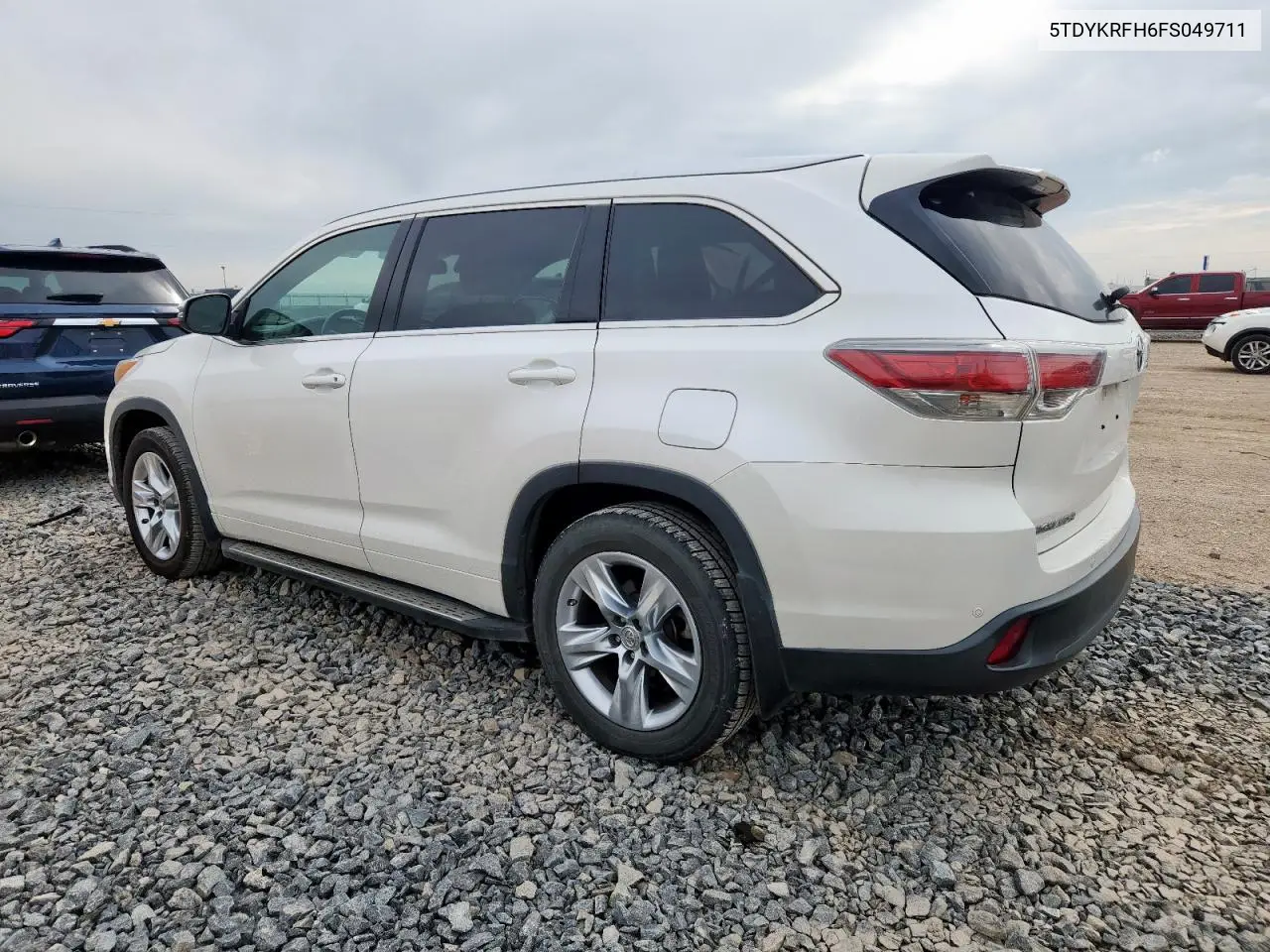 2015 Toyota Highlander Limited VIN: 5TDYKRFH6FS049711 Lot: 62236235