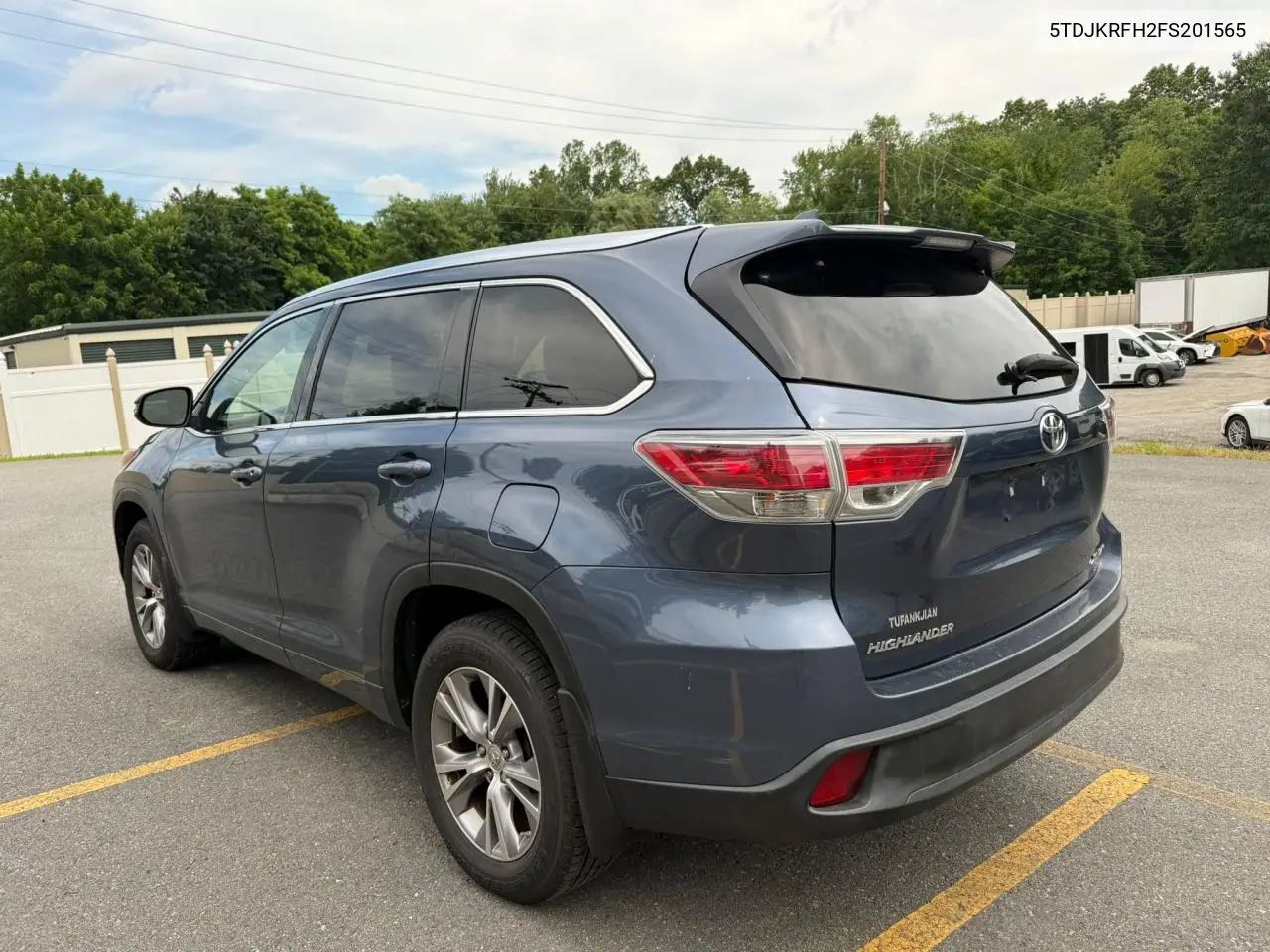 2015 Toyota Highlander Xle VIN: 5TDJKRFH2FS201565 Lot: 63618945