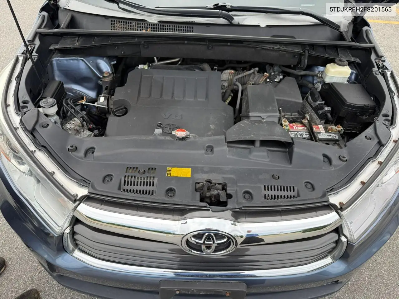 2015 Toyota Highlander Xle VIN: 5TDJKRFH2FS201565 Lot: 63618945