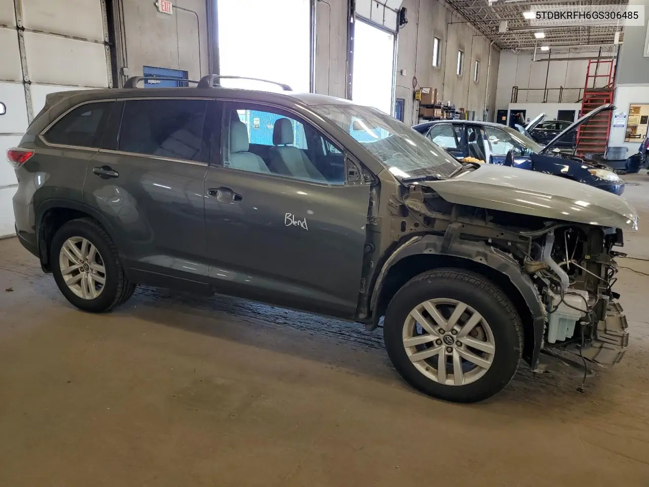 2016 Toyota Highlander Le VIN: 5TDBKRFH6GS306485 Lot: 56732295