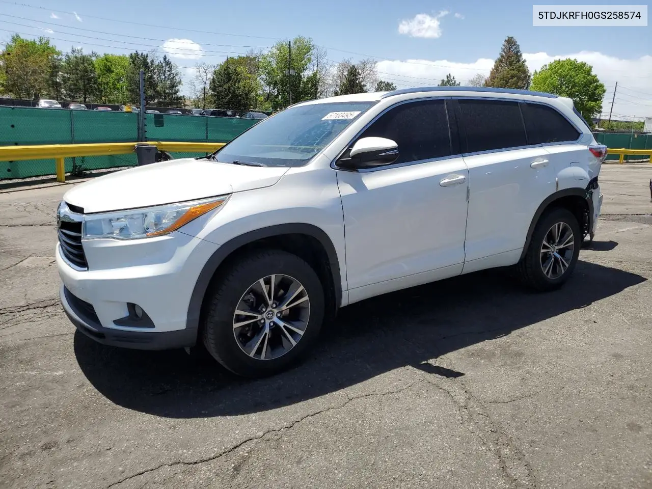 2016 Toyota Highlander Xle VIN: 5TDJKRFH0GS258574 Lot: 57103495