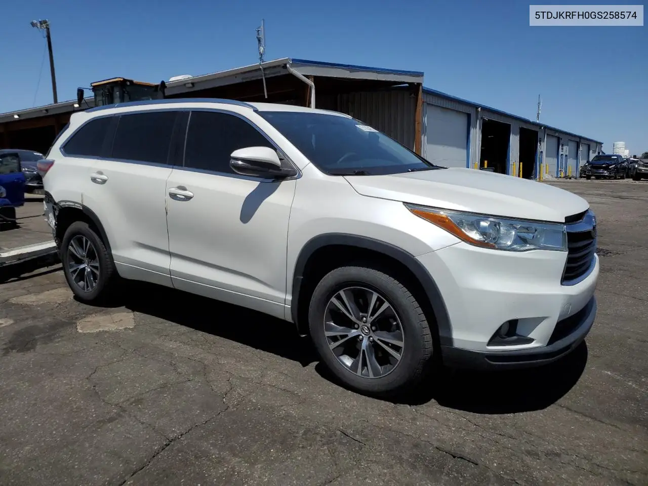 2016 Toyota Highlander Xle VIN: 5TDJKRFH0GS258574 Lot: 57103495