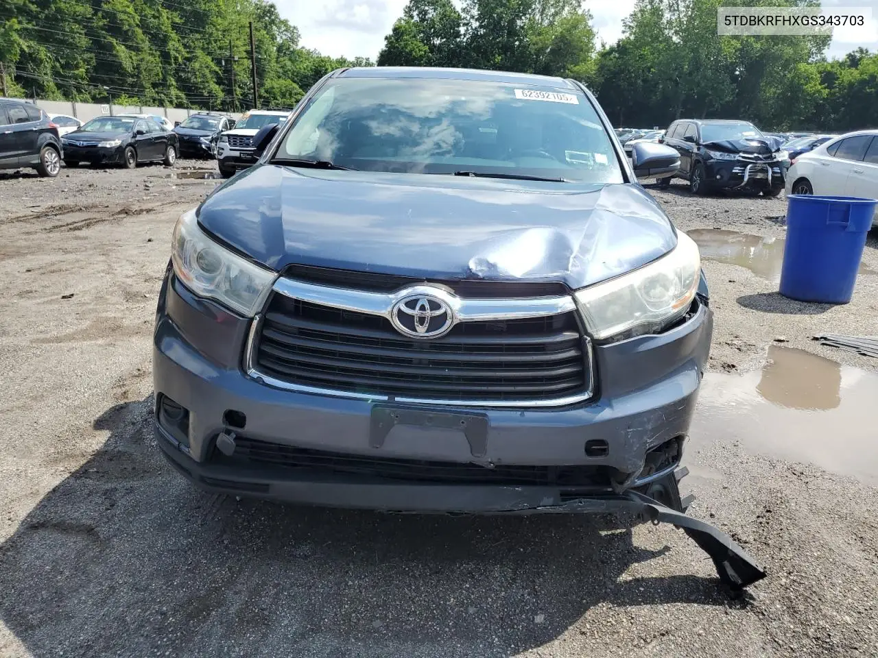 2016 Toyota Highlander Le VIN: 5TDBKRFHXGS343703 Lot: 62392105