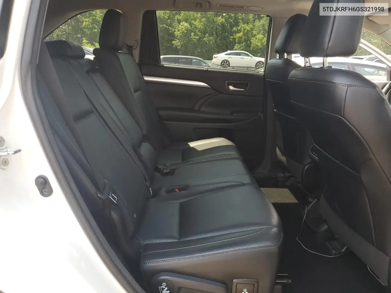 2016 Toyota Highlander Xle VIN: 5TDJKRFH6GS321998 Lot: 62785245