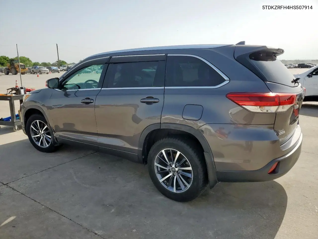 2017 Toyota Highlander Se VIN: 5TDKZRFH4HS507914 Lot: 56952875