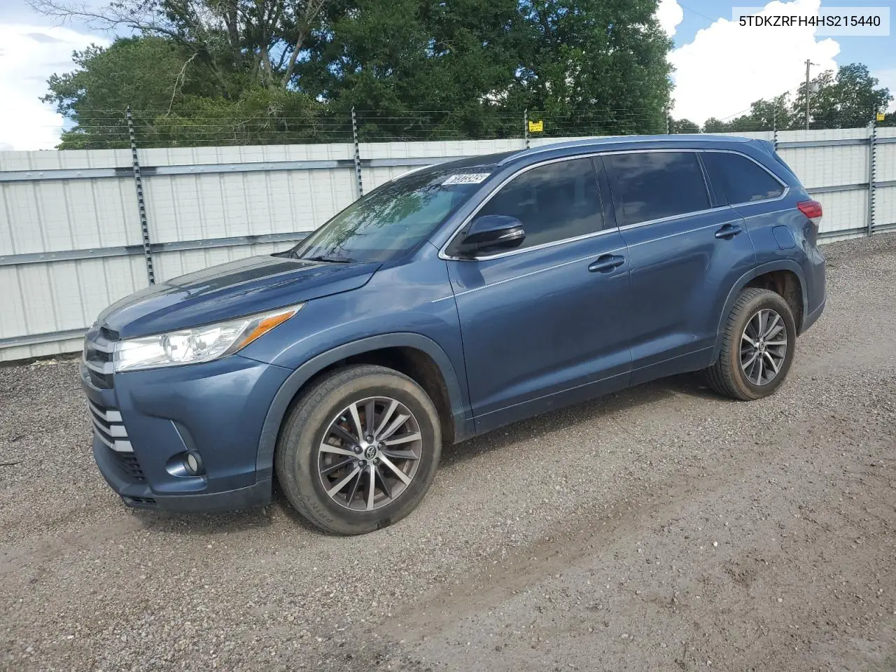 2017 Toyota Highlander Se VIN: 5TDKZRFH4HS215440 Lot: 61373345