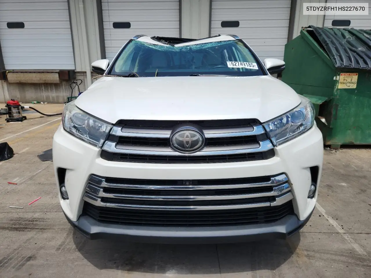 2017 Toyota Highlander Limited VIN: 5TDYZRFH1HS227670 Lot: 62749185