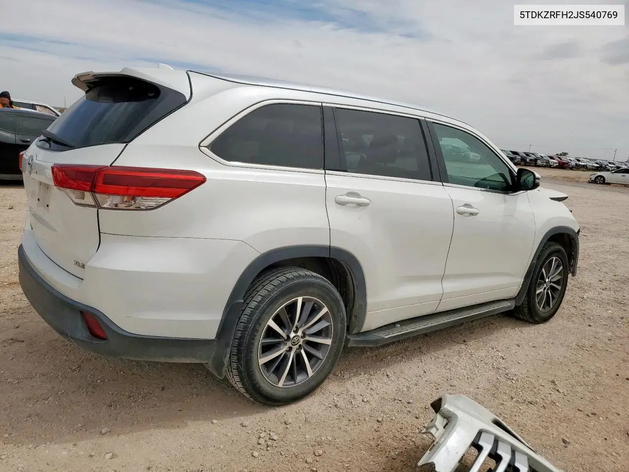 2018 Toyota Highlander Se VIN: 5TDKZRFH2JS540769 Lot: 56658585