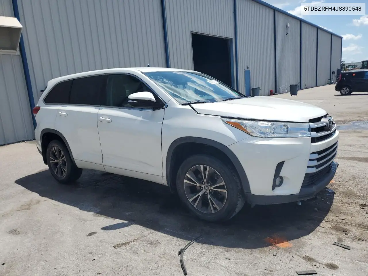 2018 Toyota Highlander Le VIN: 5TDBZRFH4JS890548 Lot: 56752715