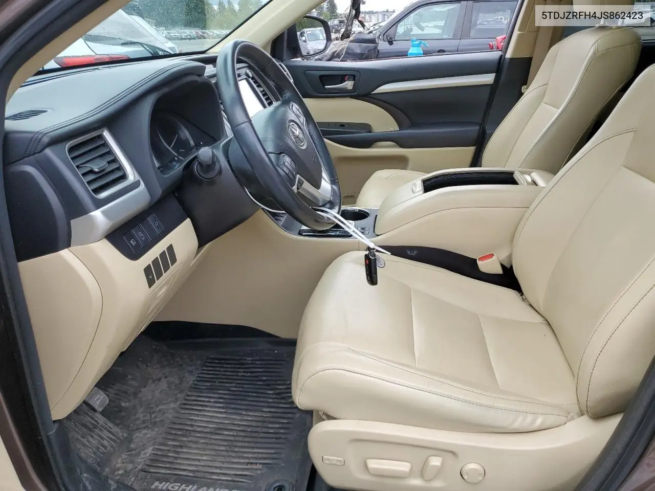 2018 Toyota Highlander Se VIN: 5TDJZRFH4JS862423 Lot: 56852735