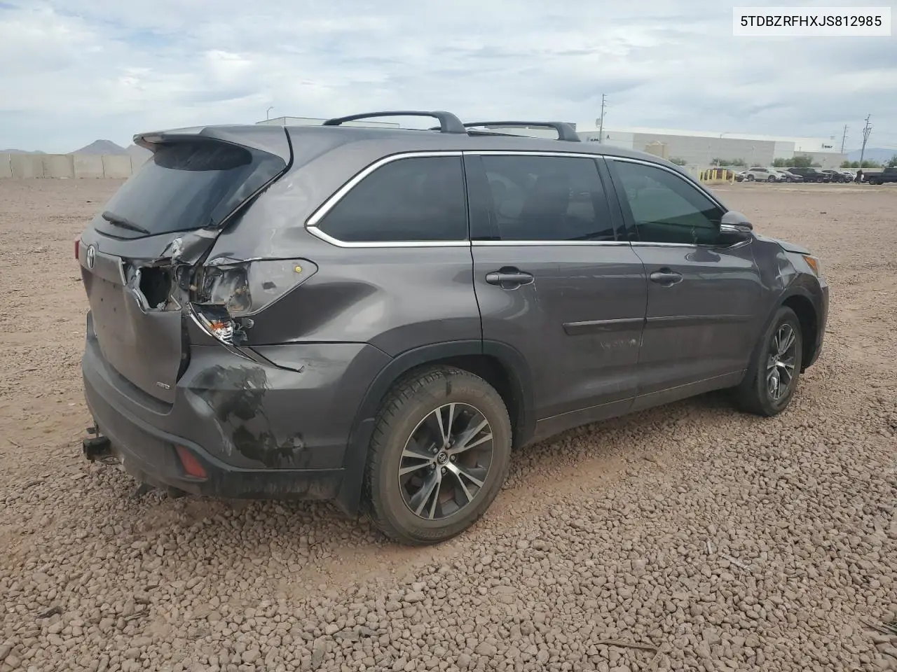 2018 Toyota Highlander Le VIN: 5TDBZRFHXJS812985 Lot: 58732535