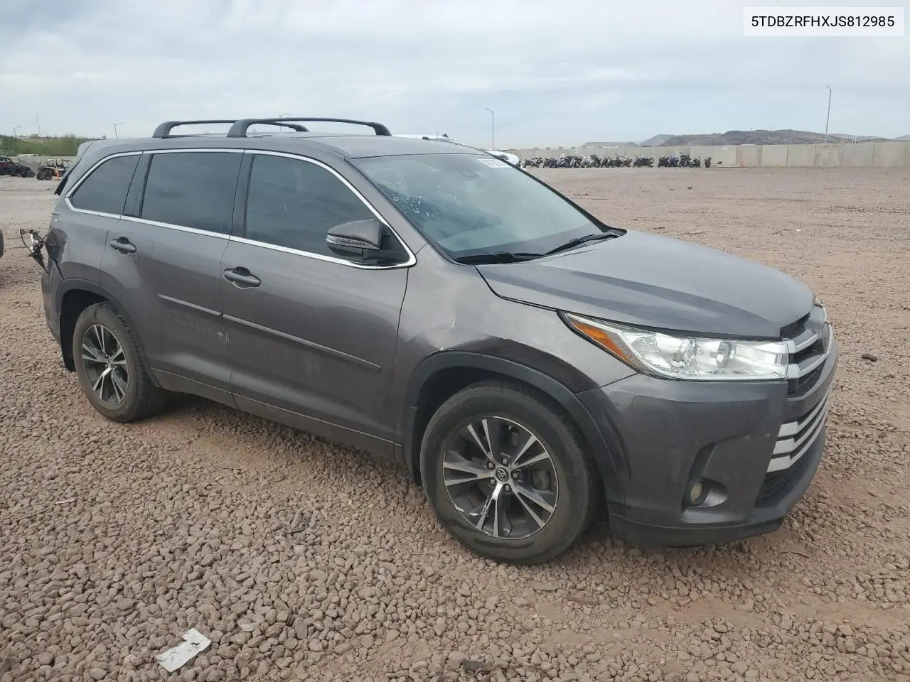 2018 Toyota Highlander Le VIN: 5TDBZRFHXJS812985 Lot: 58732535
