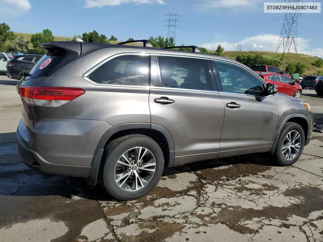 2018 Toyota Highlander Le VIN: 5TDBZRFH5JS807483 Lot: 62724915