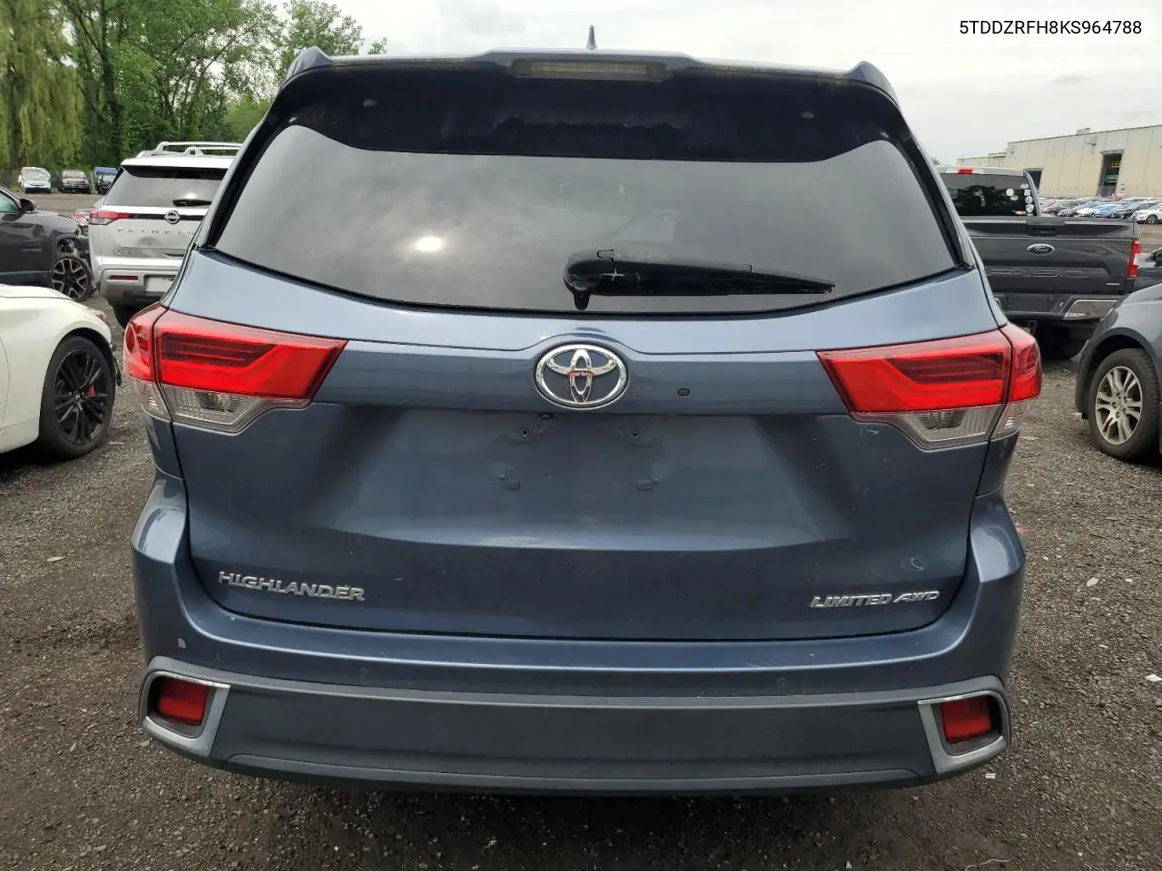 2019 Toyota Highlander Limited VIN: 5TDDZRFH8KS964788 Lot: 62692875
