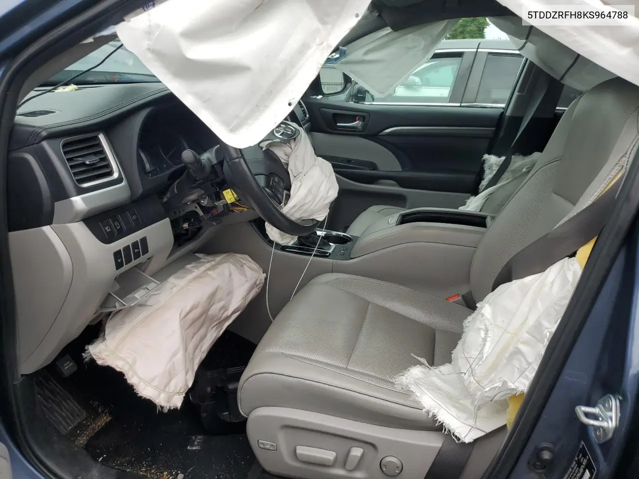 2019 Toyota Highlander Limited VIN: 5TDDZRFH8KS964788 Lot: 62692875