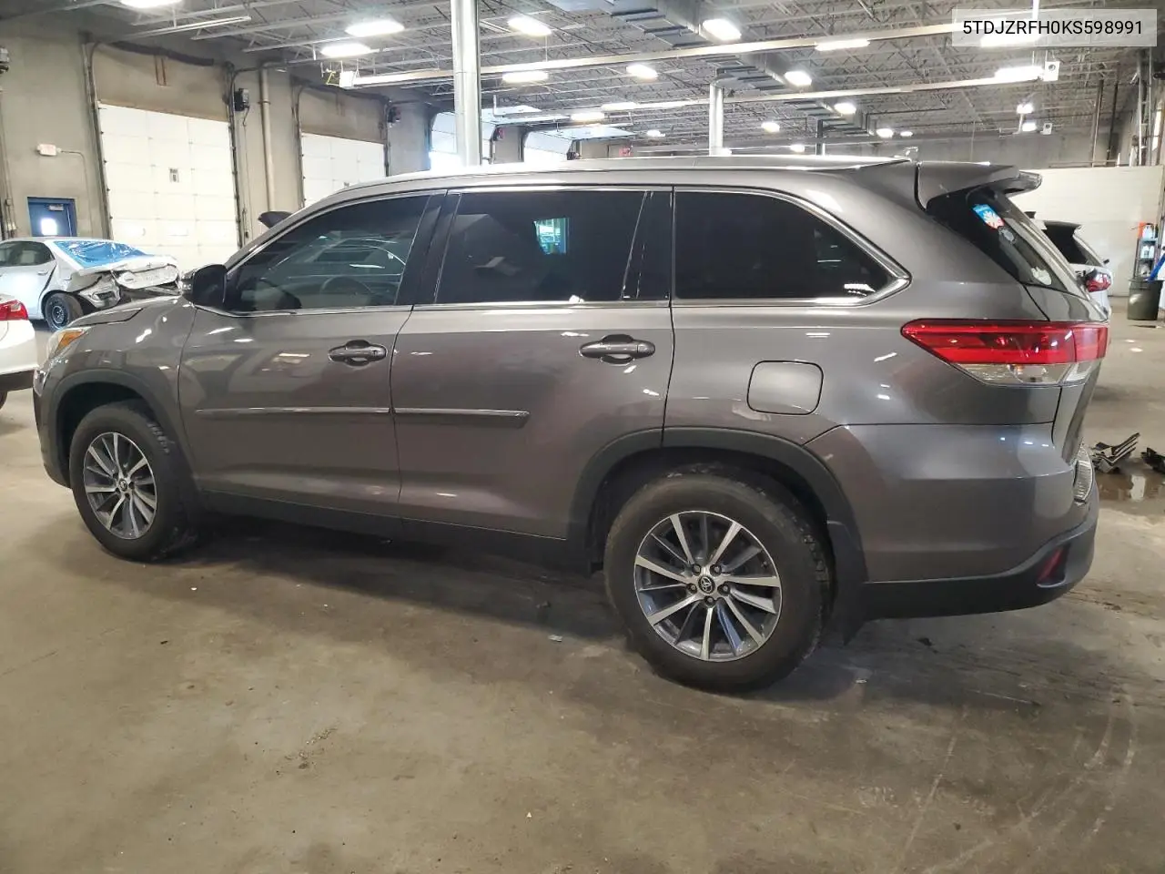 2019 Toyota Highlander Se VIN: 5TDJZRFH0KS598991 Lot: 62814595