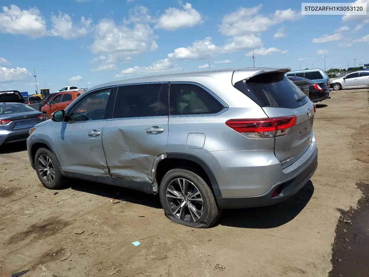 2019 Toyota Highlander Le VIN: 5TDZARFH1KS053120 Lot: 62933335