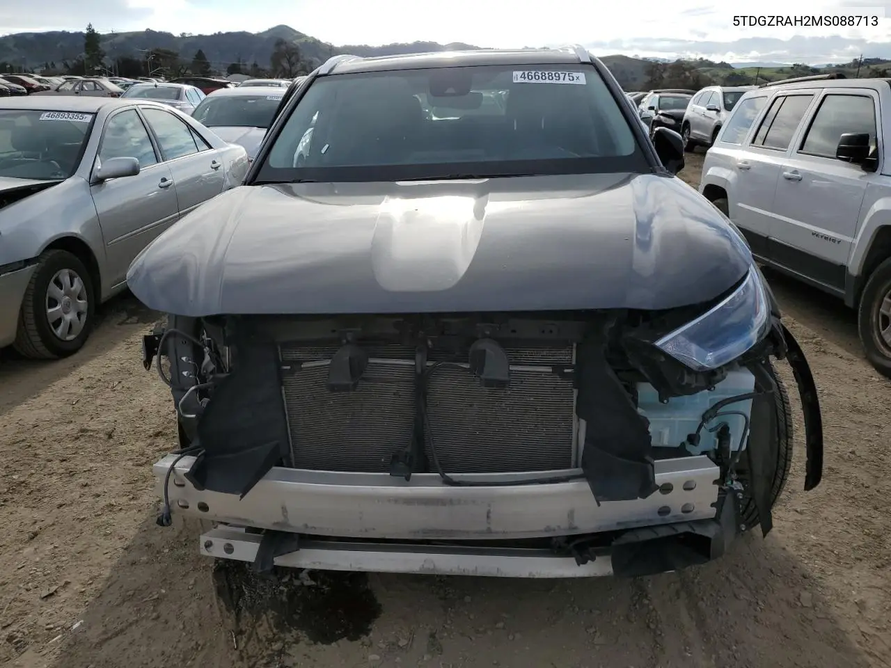 2021 Toyota Highlander Xle VIN: 5TDGZRAH2MS088713 Lot: 46688975