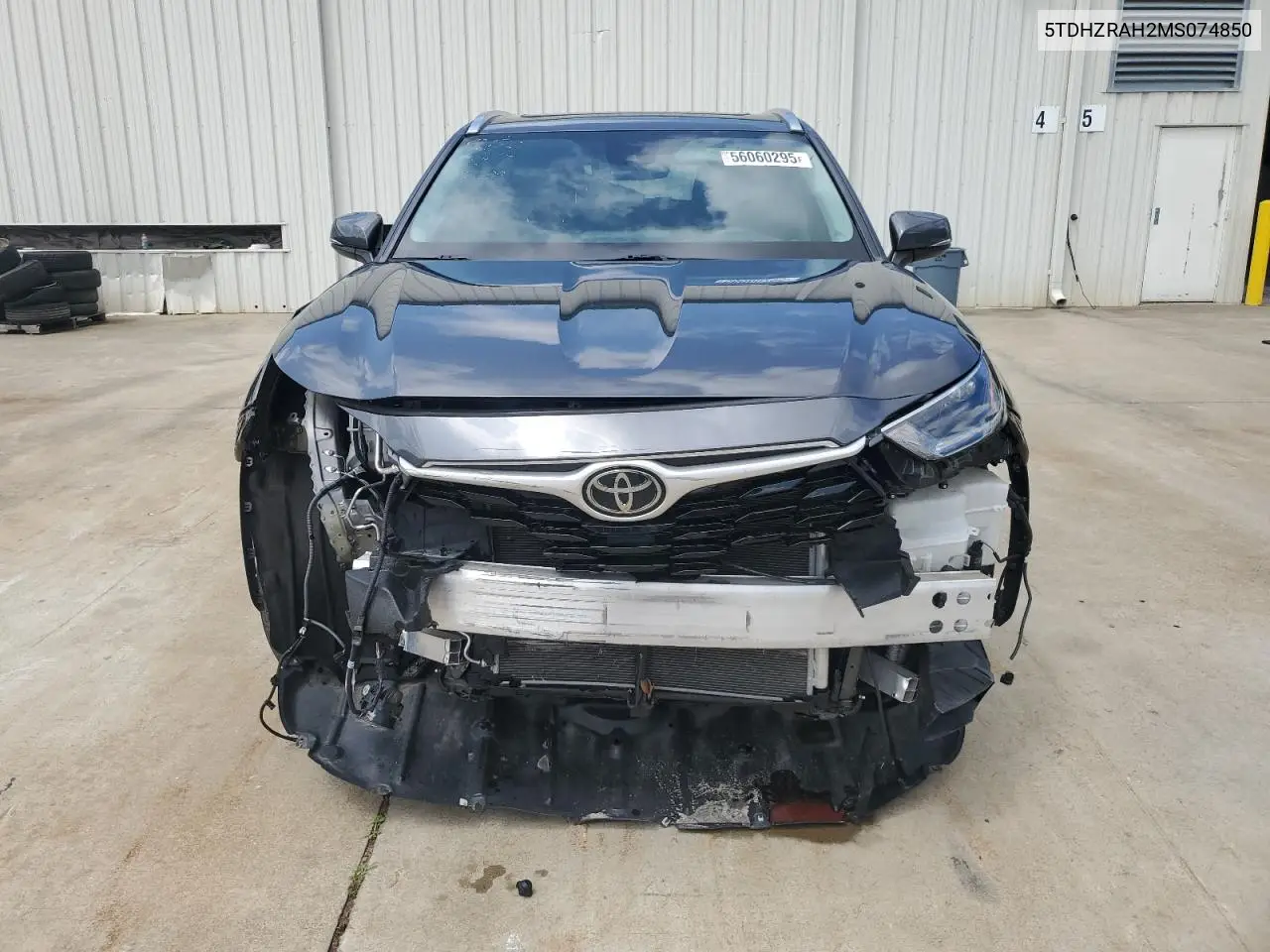 2021 Toyota Highlander Xle VIN: 5TDHZRAH2MS074850 Lot: 56060295