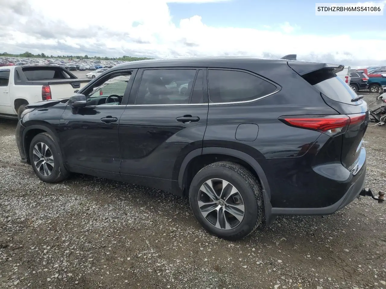 2021 Toyota Highlander Xle VIN: 5TDHZRBH6MS541086 Lot: 56596905
