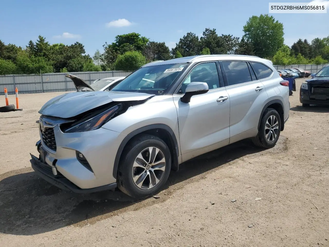 2021 Toyota Highlander Xle VIN: 5TDGZRBH6MS056815 Lot: 56867025