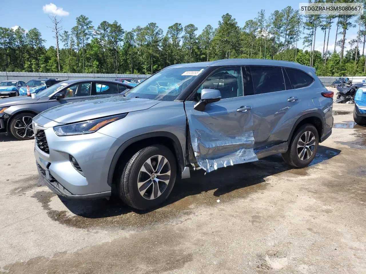 2021 Toyota Highlander Xle VIN: 5TDGZRAH3MS080667 Lot: 56936095