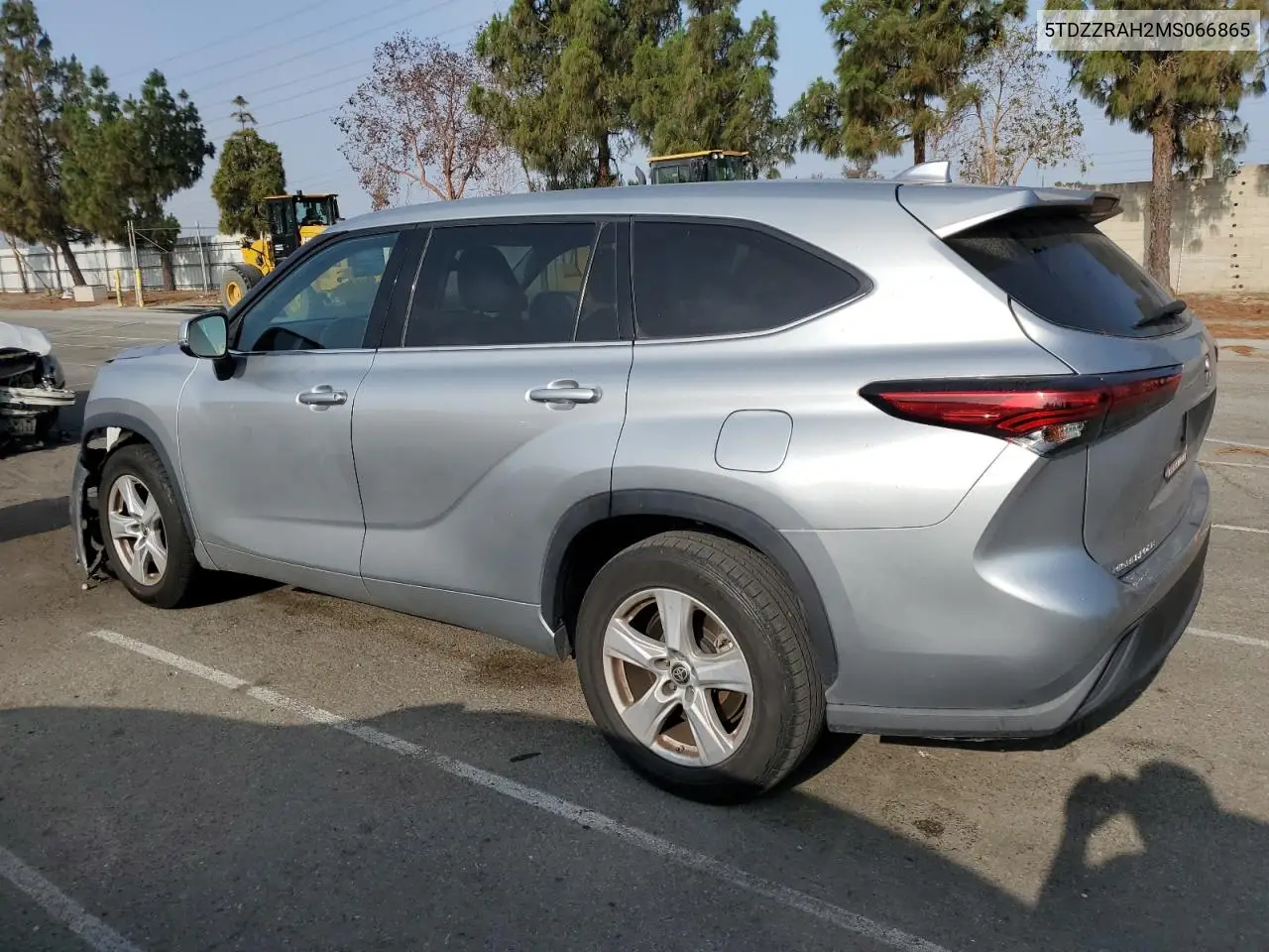 2021 Toyota Highlander L VIN: 5TDZZRAH2MS066865 Lot: 61634565