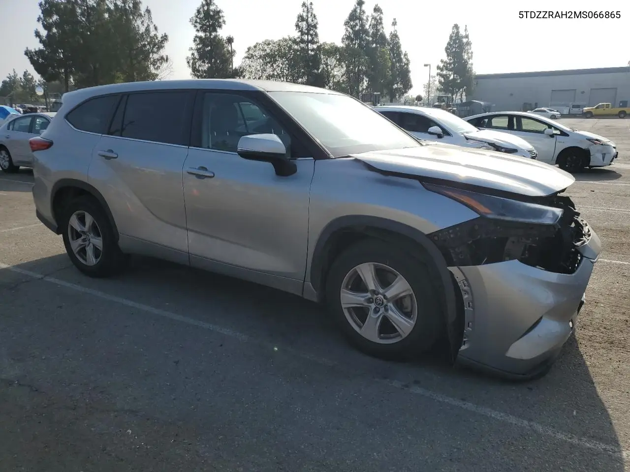 2021 Toyota Highlander L VIN: 5TDZZRAH2MS066865 Lot: 61634565