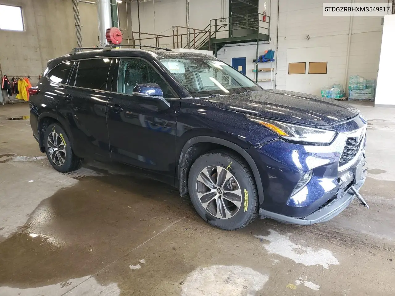 2021 Toyota Highlander Xle VIN: 5TDGZRBHXMS549817 Lot: 62757445