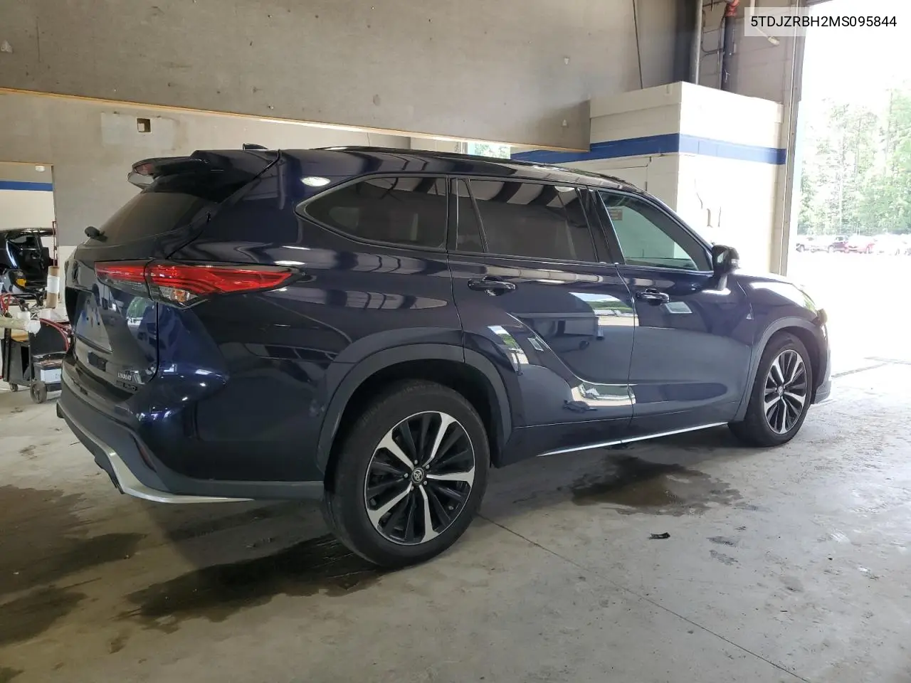 2021 Toyota Highlander Xse VIN: 5TDJZRBH2MS095844 Lot: 63214725