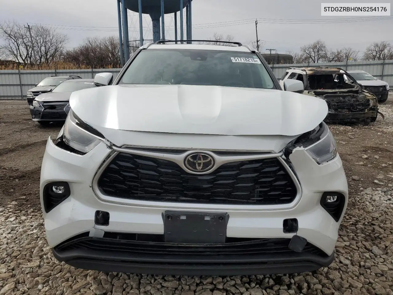 5tdgzrbh0ns254176 5TDGZRBH0NS254176 2022 Toyota Highlander Xle